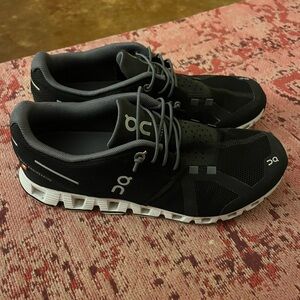 Women’s on cloud tennis shoes